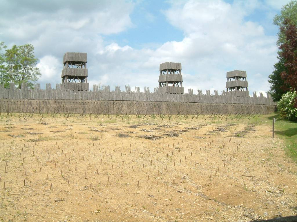 Reconstruction of Roman Fortifications at Alesia_tldrhistory